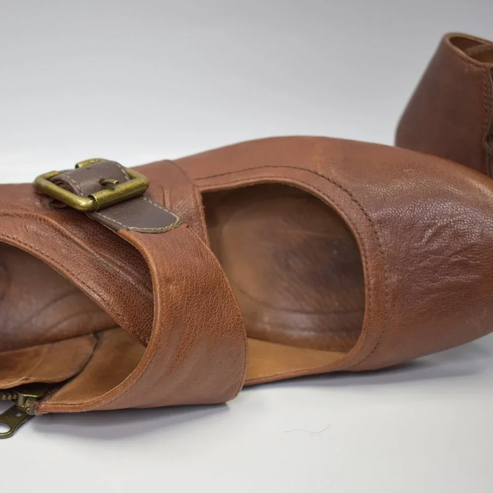 CLARKS INDIGO WOMEN BROWN LEATHER PUMP SHOES‎ SZ 10M